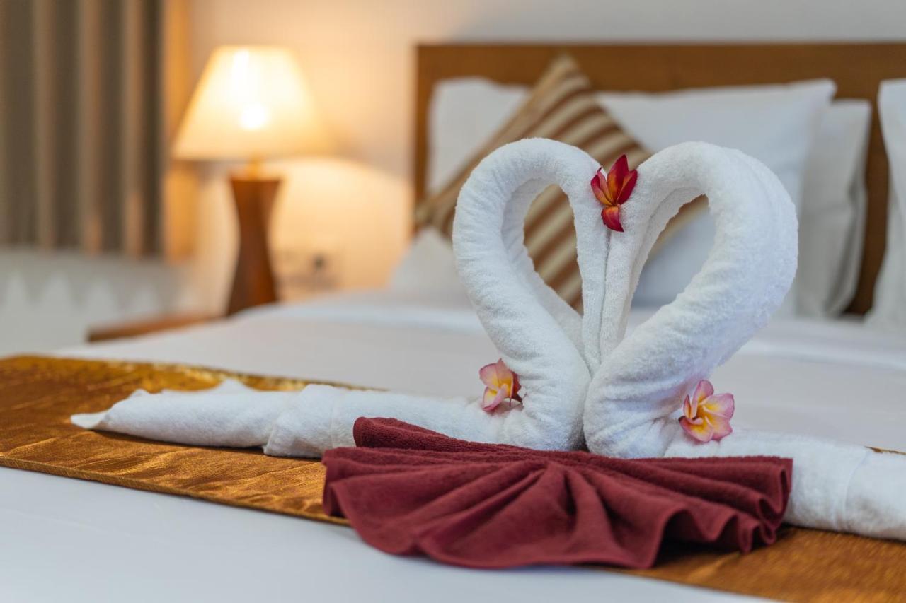 Nusa Indah Onai Hotel นูซาเลมโบงัน ภายนอก รูปภาพ