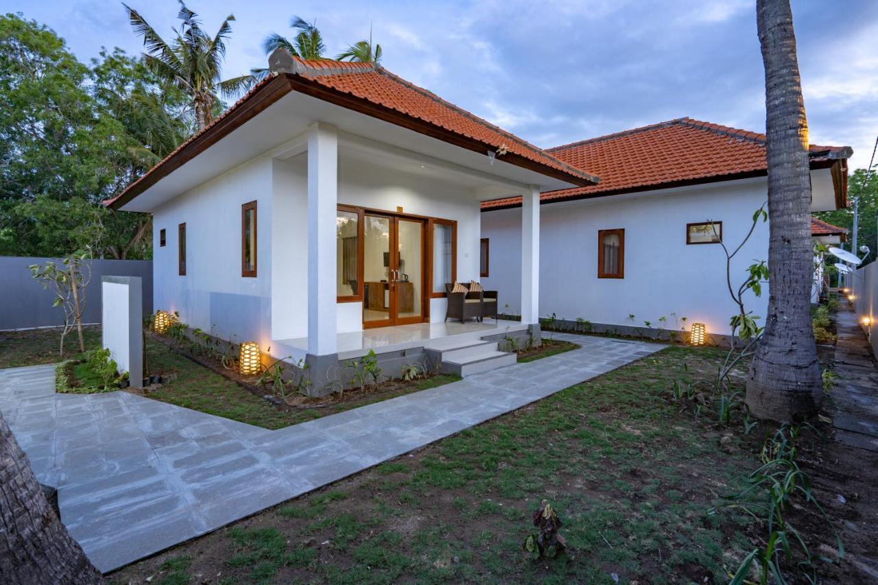 Nusa Indah Onai Hotel นูซาเลมโบงัน ภายนอก รูปภาพ